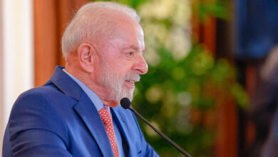 “Tomaremos todas as medidas cabíveis”, diz Lula após tarifaço de Trump