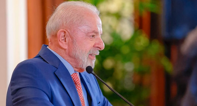“Tomaremos todas as medidas cabíveis”, diz Lula após tarifaço de Trump