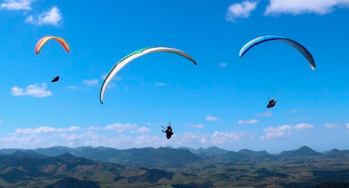 Alfredo Chaves sedia competição pré-Copa do Mundo de parapente