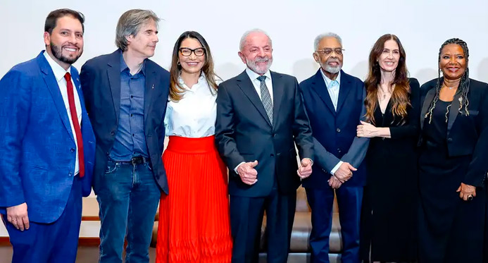 Cultura é fundamental para a defesa da democracia no Brasil, diz Lula