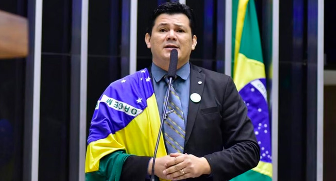 Direção da Câmara pede suspensão do mandato de Gilvan da Federal