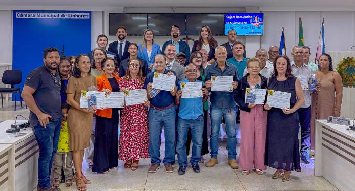 Líderes comunitários são homenageados em Linhares