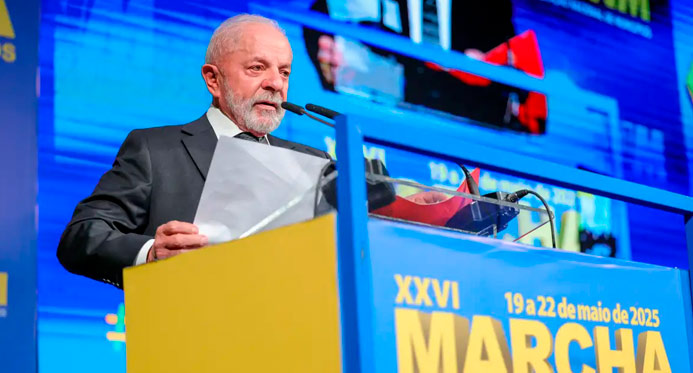 Lula anuncia crédito para reformas e acesso a médicos especialistas