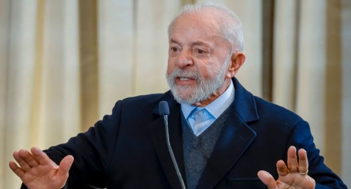 Lula cancela novamente visita ao Espírito Santo após morte de Mujica