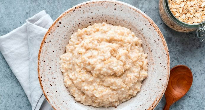 Mingau de aveia proteico: receita fácil para emagrecer e ganhar massa muscular
