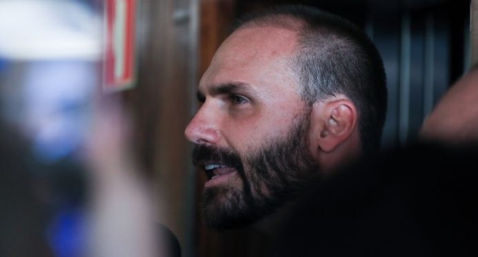 PGR quer investigar Eduardo Bolsonaro por atuação nos EUA contra instituições brasileiras