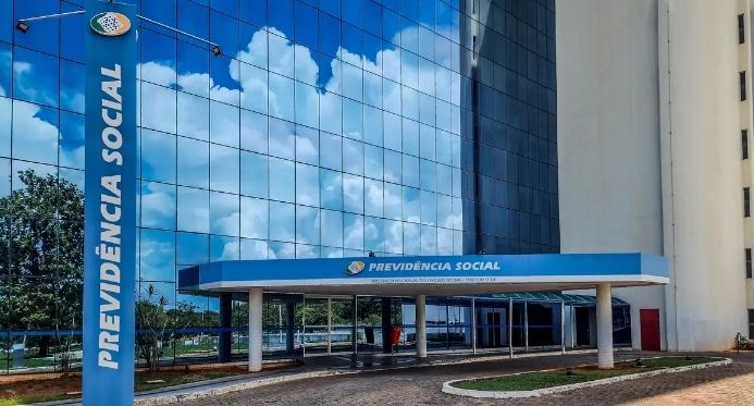 Presidente do INSS diz que plano de ressarcimento sairá até a próxima semana