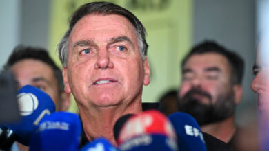 Bolsonaro e mais sete sentam hoje no banco de réus do plano de golpe