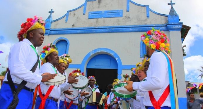 Festa de Caboclo Bernardo começa nesta quinta e deve reunir mais de 10 mil pessoas em Regência