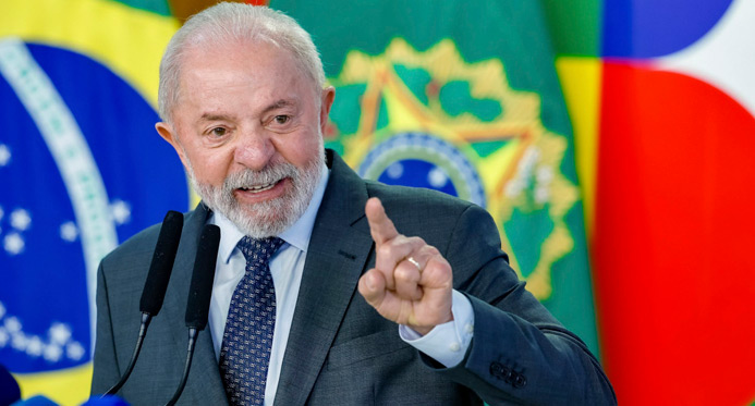 Fraudes no INSS: Lula diz que regras afrouxaram no governo passado