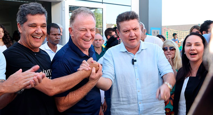 Governo do Estado inaugura unidade de saúde e melhorias em ruas de Cariacica