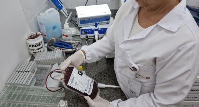 Junho Vermelho: Com 800 transfusões por mês, hospital no ES reforça a importância da doação de sangue