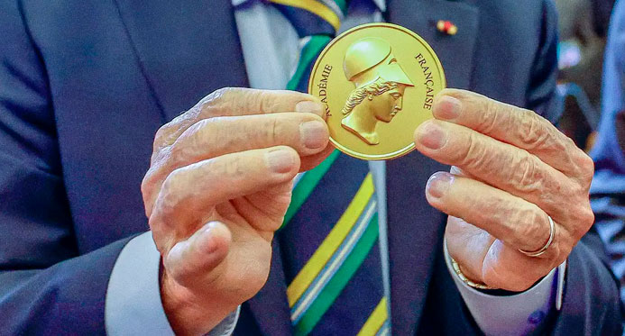 Lula é o 20º chefe de Estado homenageado pela Academia Francesa