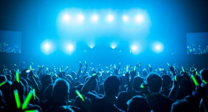 Projeto que exige participação de artistas locais em eventos no ES é aprovado
