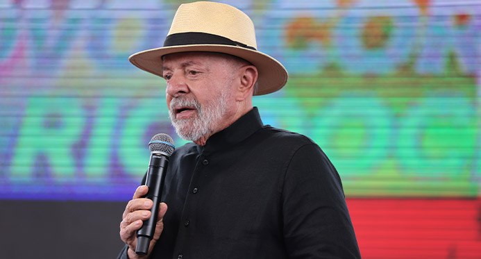 Aprovação e desaprovação de Lula empatam tecnicamente, aponta pesquisa