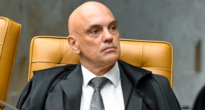 Bolsonaro e Eduardo instigaram “agressão” de Trump ao Brasil, diz Moraes