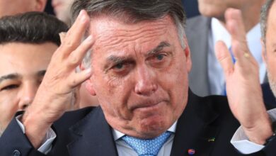 Bolsonaro é proibido de sair de casa à noite e de usar redes sociais; confira detalhes das restrições