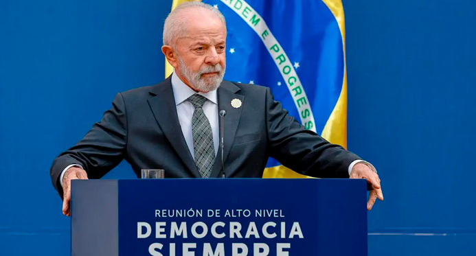 Democracia corre risco como no período nazista, diz Lula