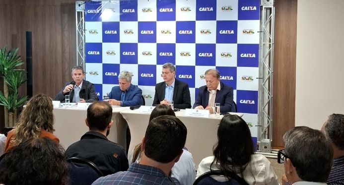 Em Linhares, governo começa a pagar indenização a atingidos por desastre de Mariana