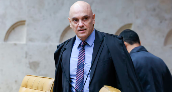 Governo Trump proíbe Moraes e aliados no STF de entrarem nos EUA