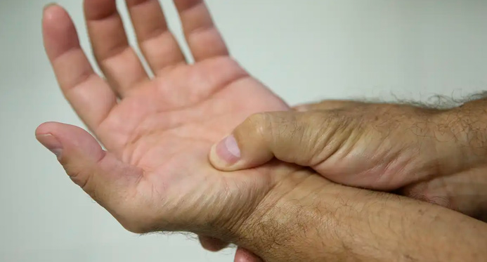 Lei passa a definir fibromialgia como deficiência em todo o país