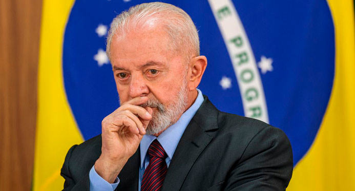 Lula diz que Brasil é dono do próprio nariz e que Trump não quer conversar