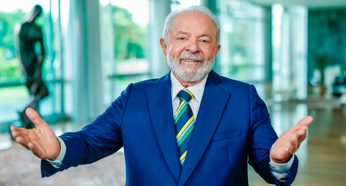 Lula diz que, se tudo der certo, será o primeiro presidente eleito 4 vezes