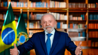 Lula diz que tarifaço de Trump tem apoio de políticos “traidores da pátria"