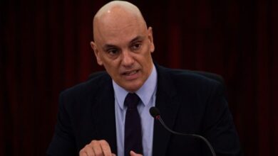 Moraes diz que Bolsonaro violou regra, mas rejeita prisão preventiva