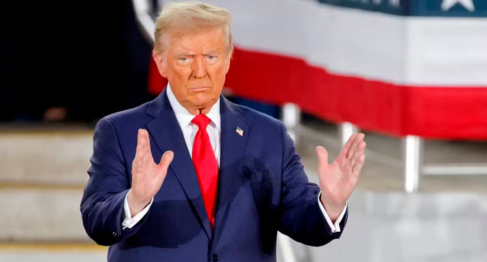 Trump ameaça países que se alinhem ao Brics com tarifa de 10%