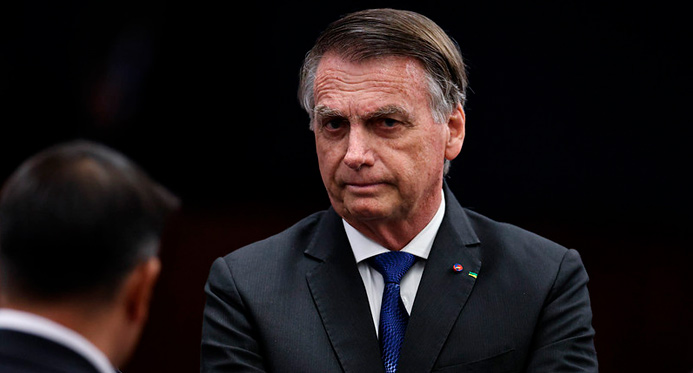 Bolsonaro diz ao STF que não agiu para impedir posse de Lula e que sempre defendeu a democracia