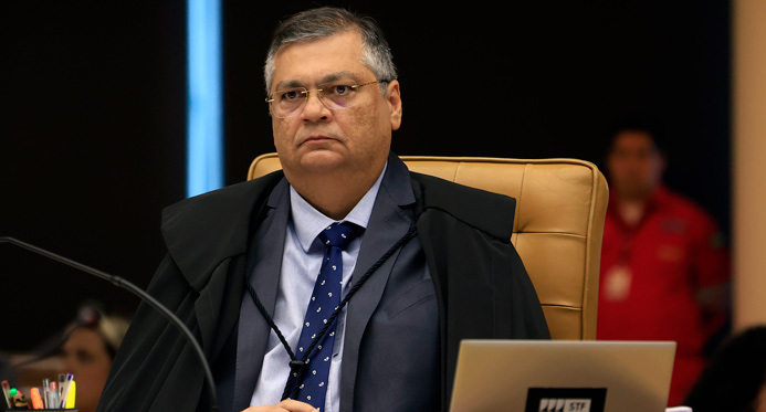 Dino decide que leis estrangeiras não têm validade no Brasil