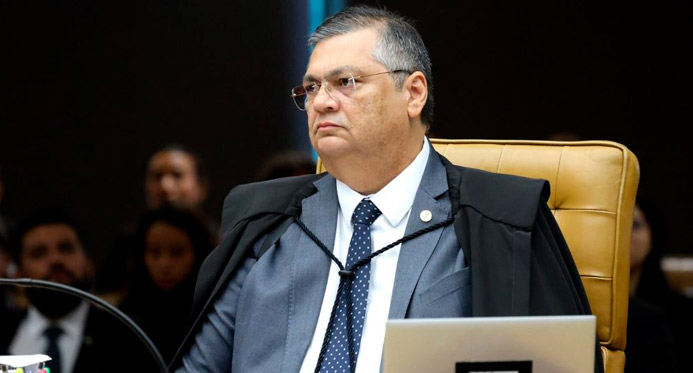 Dino diz que veto a leis estrangeiras não atinge Cortes Internacionais