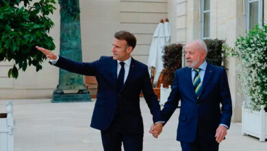 Em telefonema para Macron, Lula critica tarifaço e fala em avançar no acordo Mercosul e União Europeia