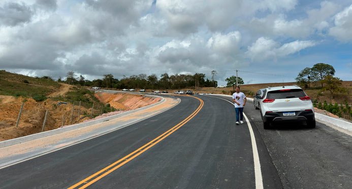 Governo do Estado inaugura pavimentação de rodovia e mais investimentos em Sooretama