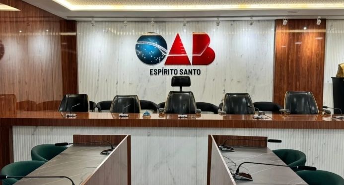 Lei que garante atendimento prioritário a advogados no ES é sancionada