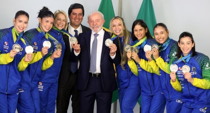 Lula anuncia criação de universidade dos esportes