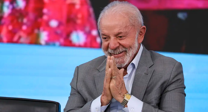 Lula descarta desafiar EUA, mas diz que Brasil não é republiqueta