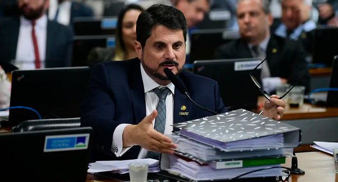 Marcos do Val é alvo de operação da PF e coloca tornozeleira eletrônica