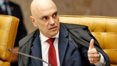 Moraes detalha prisão de Bolsonaro e afirma não recuar diante de sanções dos EUA