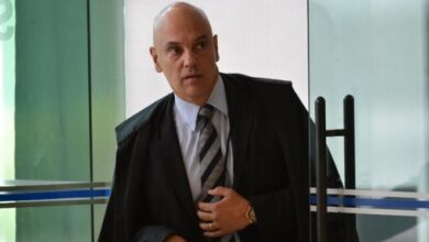 Moraes dispensa ação do governo brasileiro e minimiza sanções de Trump