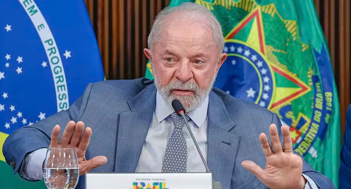 ‘Não estamos dispostos a ser tratados como subalternos’, diz Lula sobre tarifaço
