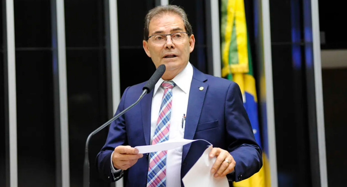 Anistia geral e irrestrita é impossível, diz relator na Câmara