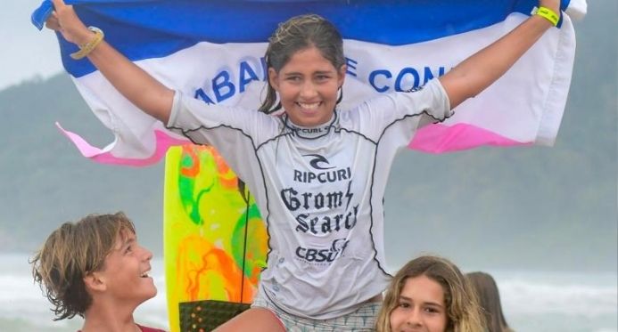 Aos 13 anos, surfista capixaba faz história em onda gigante de 4 metros