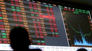 Bolsa bate recorde e dólar cai após STF condenar Bolsonaro