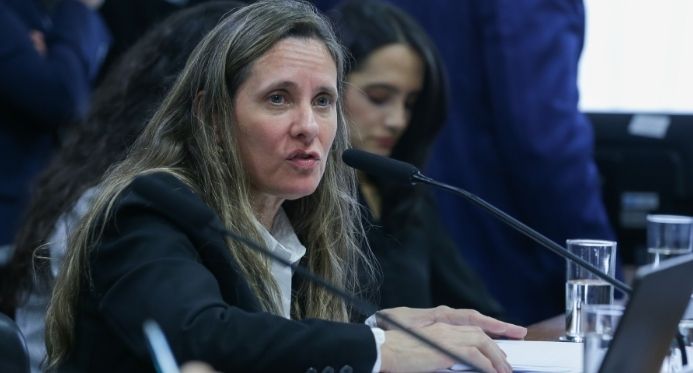 CPMI do INSS: Governo Bolsonaro ignorou alertas de fraude desde 2019, revela diretora da CGU