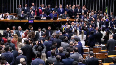 Câmara aprova urgência para projeto de anistia a golpistas