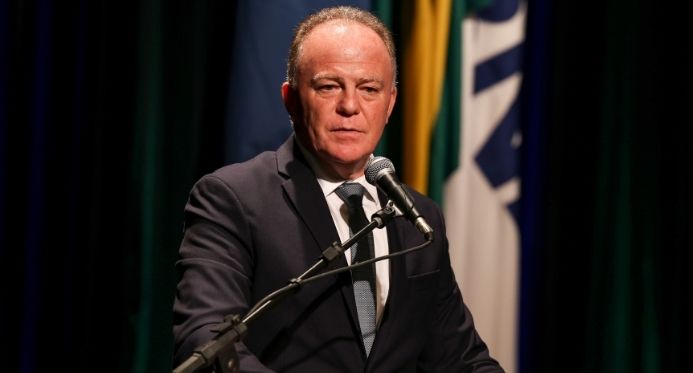 Casagrande celebra 'vitória da democracia' com derrubada da PEC da Blindagem