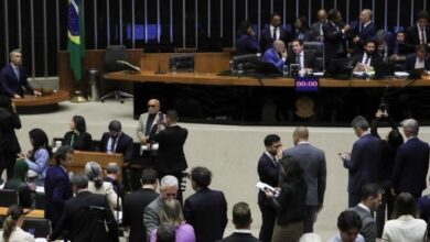 Em dia intenso, Congresso aprova medidas sobre merenda escolar, energia e precatórios