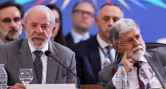 Governo se prepara e impõe condições para diálogo com Trump: "Lula eles não enganam"